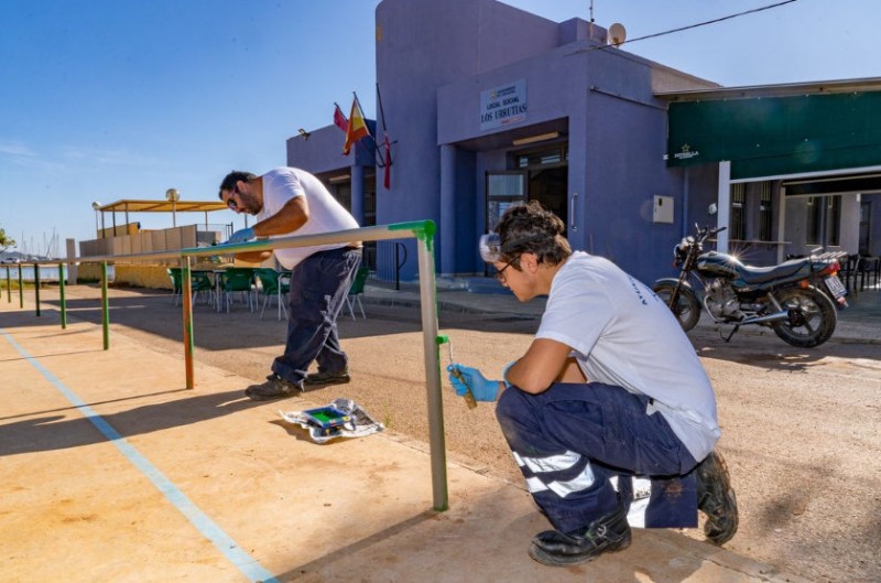 <span style='color:#780948'>ARCHIVED</span> - Gota fría repairs being carried out in jobless training scheme in Los Urrutias and Los Nietos
