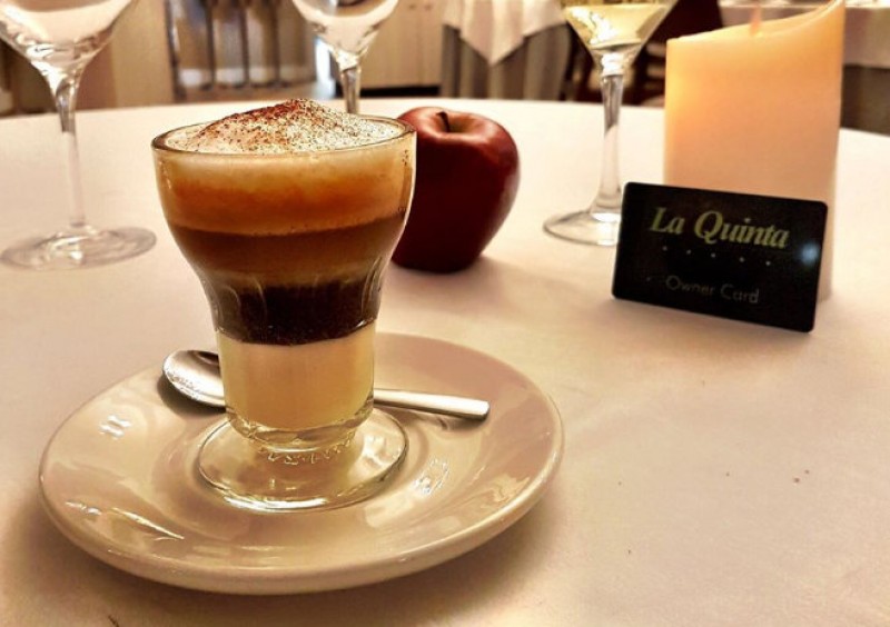 Try an Asiático coffee when visiting the Murcia Region