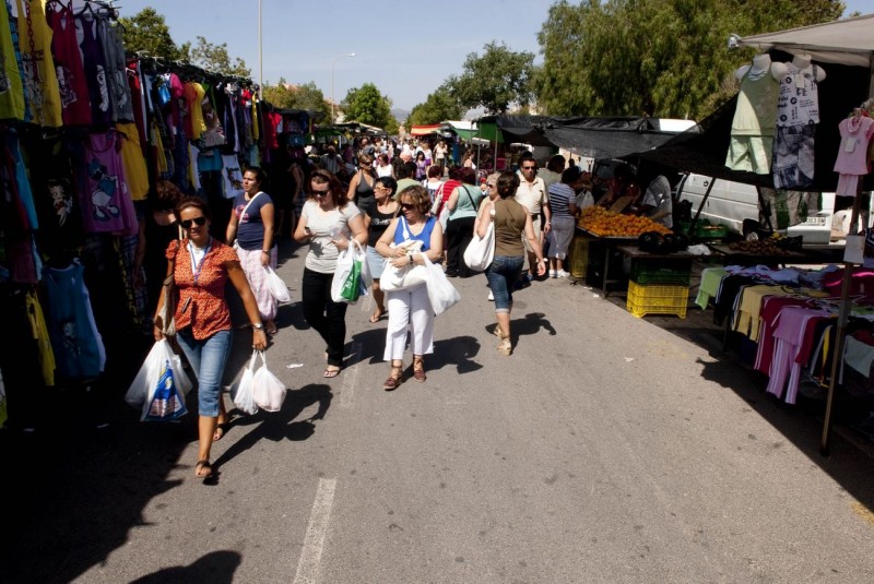 <span style='color:#780948'>ARCHIVED</span> - Murcia municipality traders re-open their markets