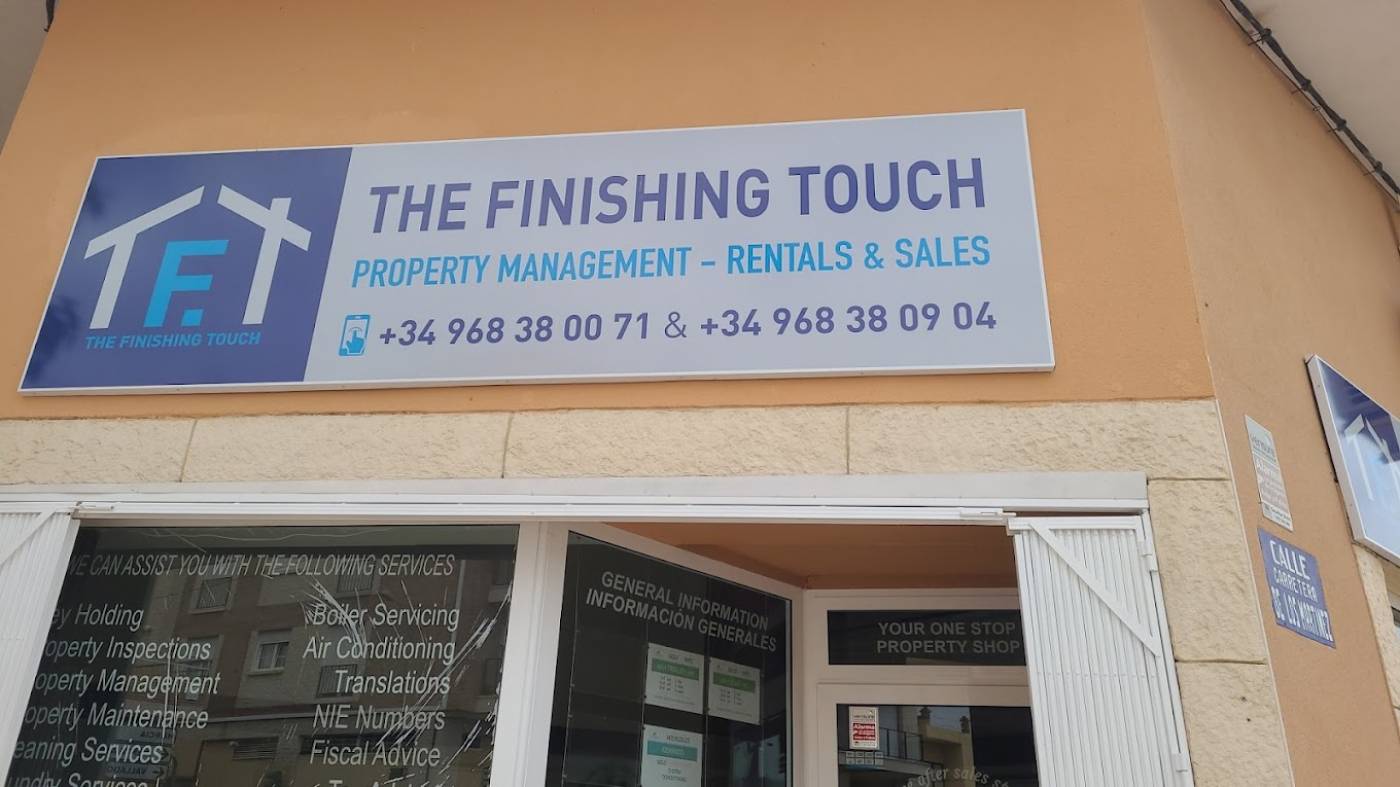 The Finishing Touch sales and aftersales specialists